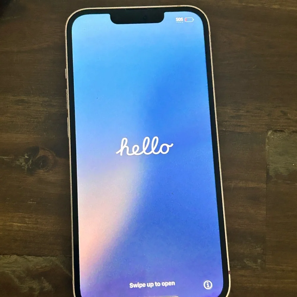 Apple iPhone in Soft Pink